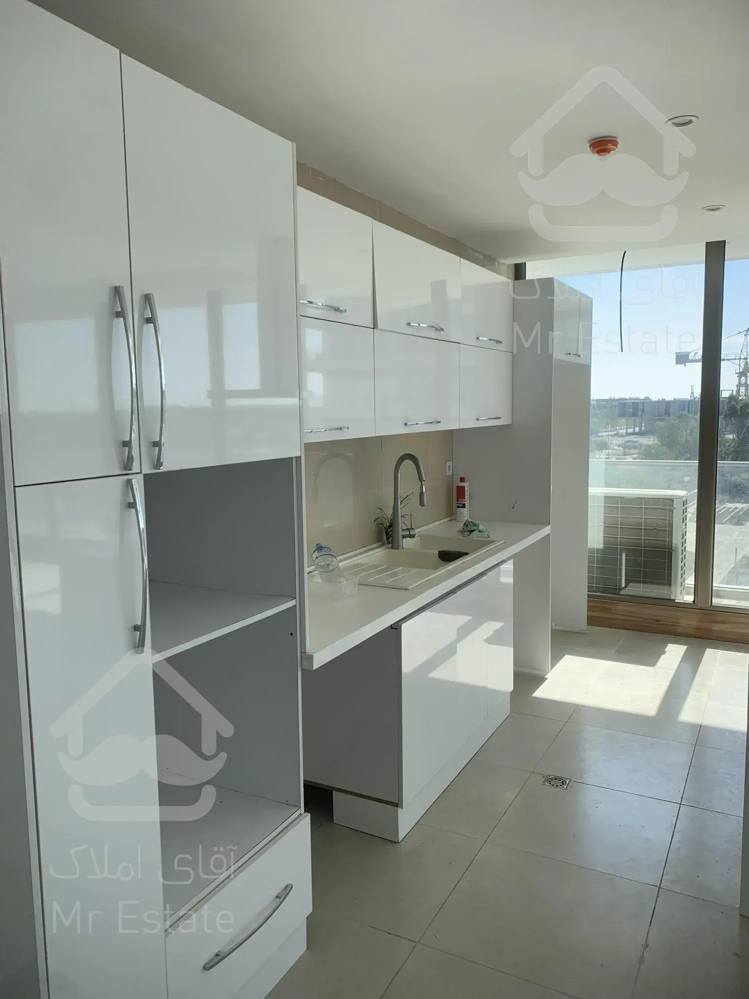 فروش چهارخواب دیددریا برج روما ساحل مرجان