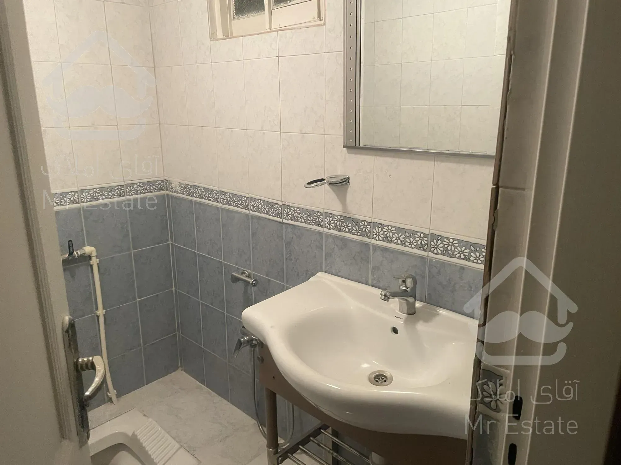 شهرک غرب ۱۳۰ متر۲ خواب زیرقیمت منطقه