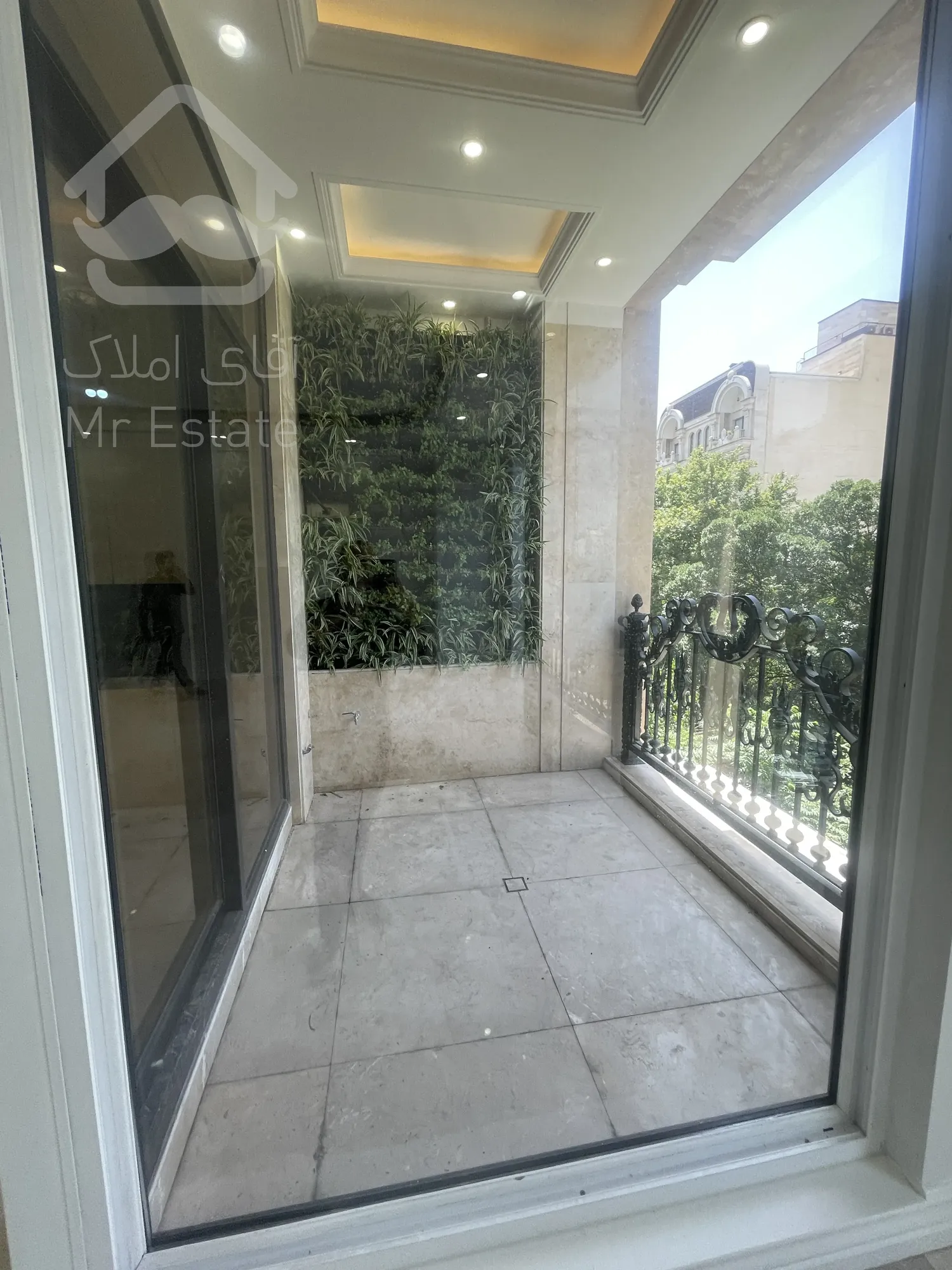 155 متر پاسداران بوستان