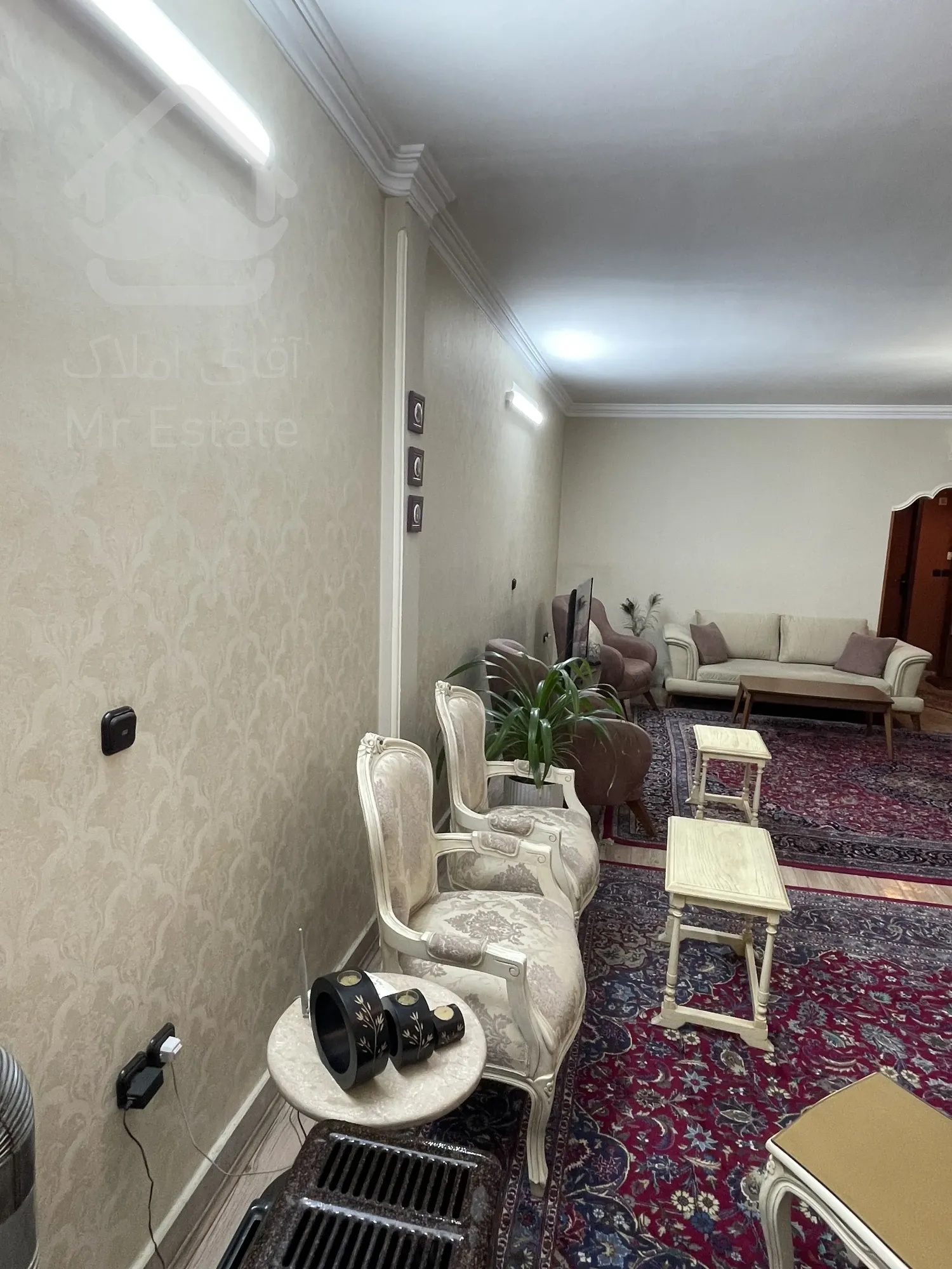 ۱۲۰ متری مفید نورگیر عالی