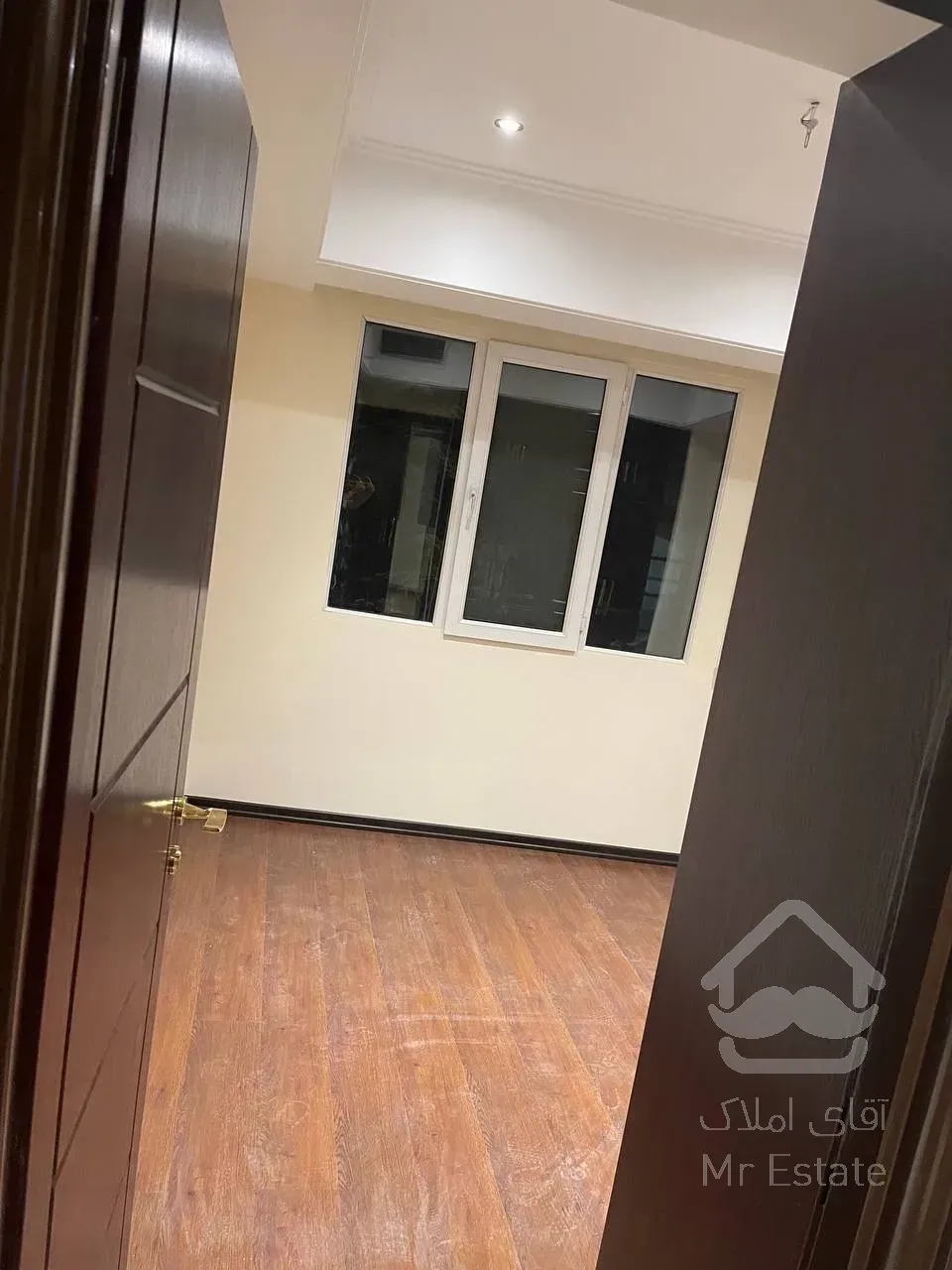 فروش 160 متری جهانتاب