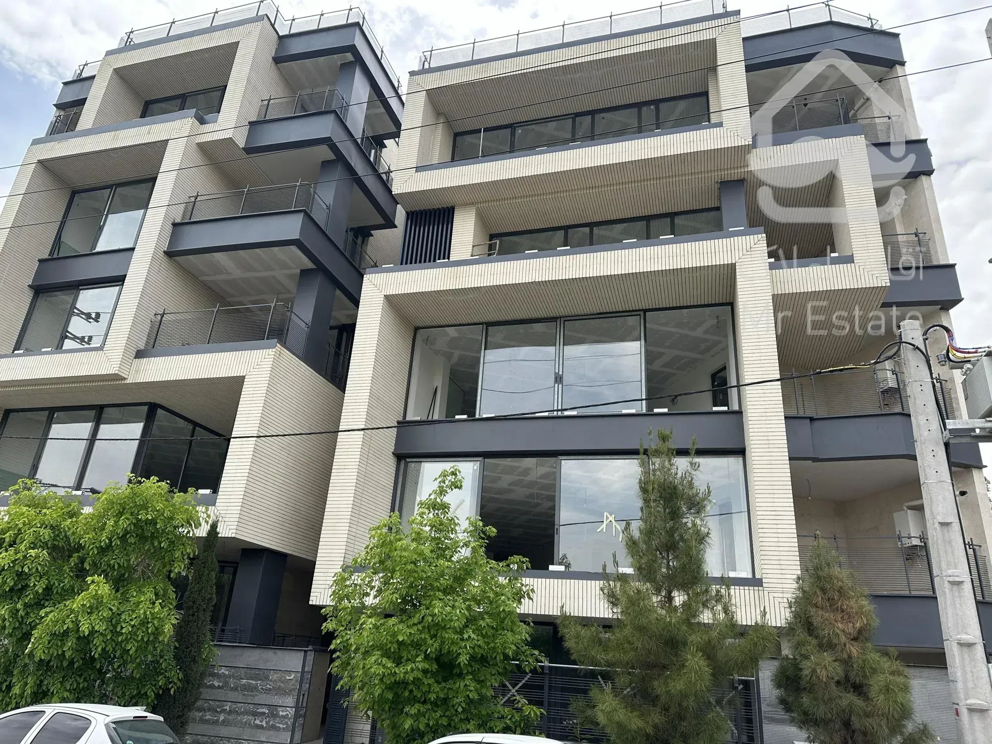 رهن و اجاره اداری و مطب و کلینیک در قدوسی و ستارخان شیراز