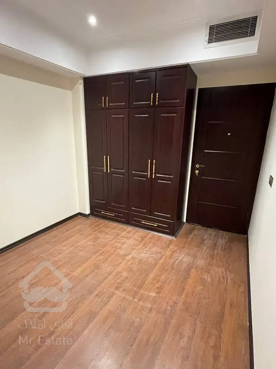 فروش 160 متری جهانتاب