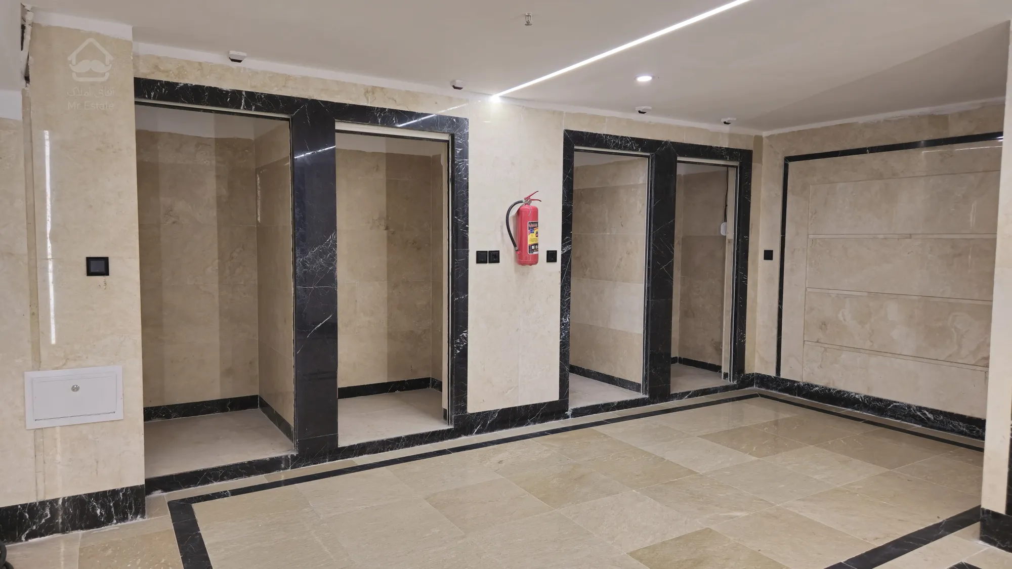 فروش یکجا اپارتمان مسکونی ۵ واحدی و ۲ باب مغازه