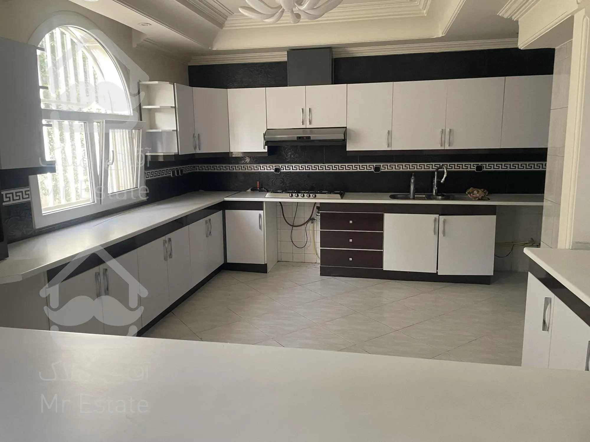 شهرک غرب ۲۶۰ متراپارتمان ویلایی لاکچری