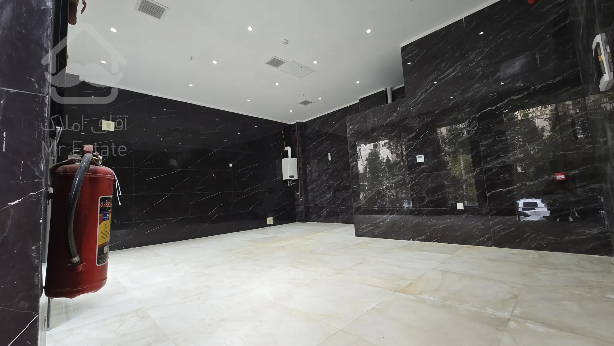 فروش۵ واحد مسکونی مجلل و ۲ باب مغازه اعیانی