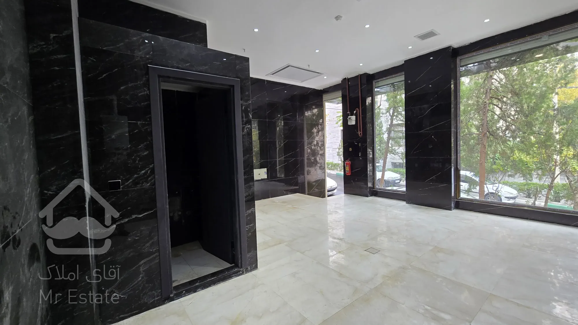 فروش ۵ واحد مسکونی ۲ واحد تجاری یکجا