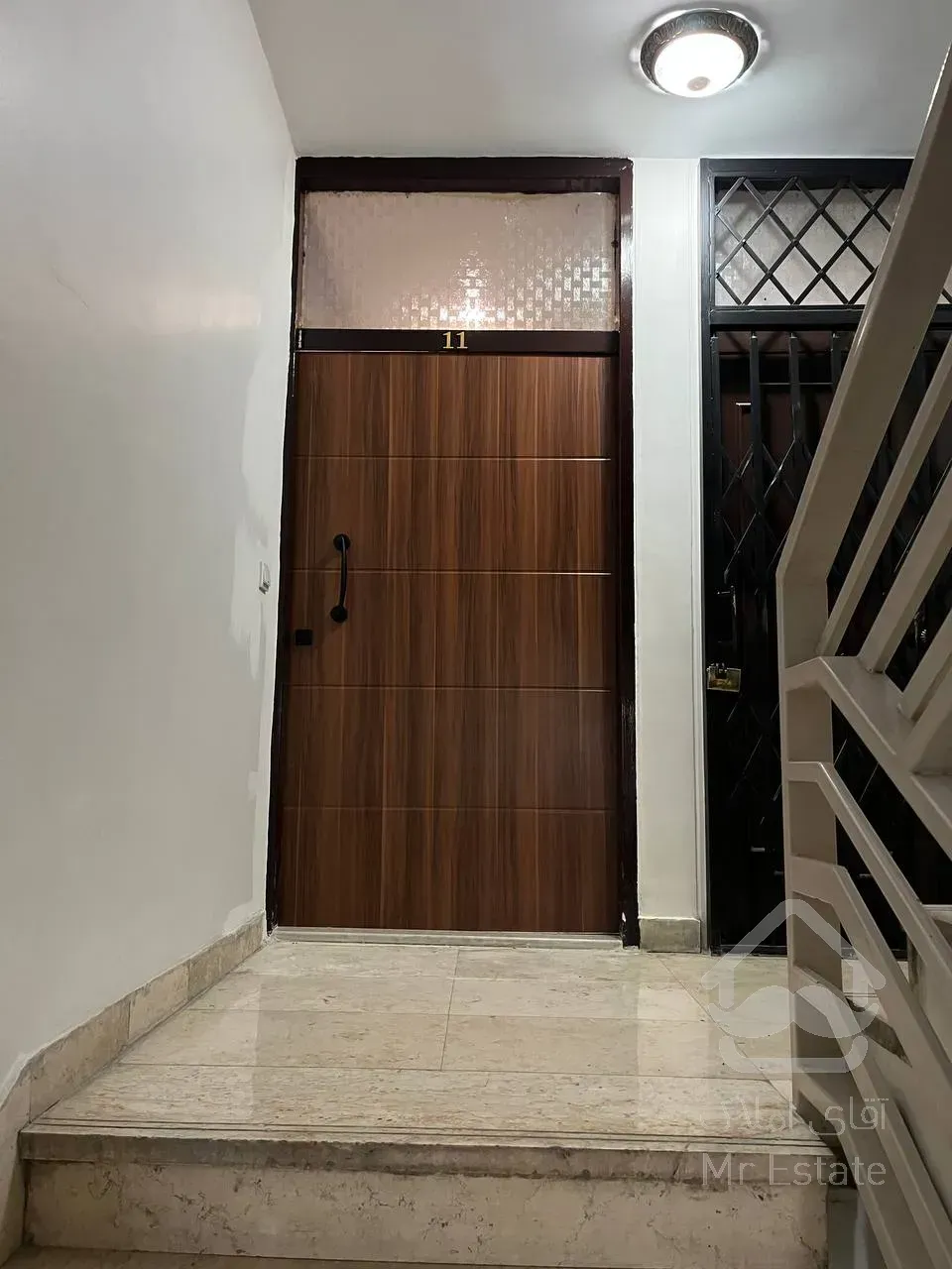 اپارتمان 112 متری موقعیت  اداری بر. ولیعصر فول بازسازی