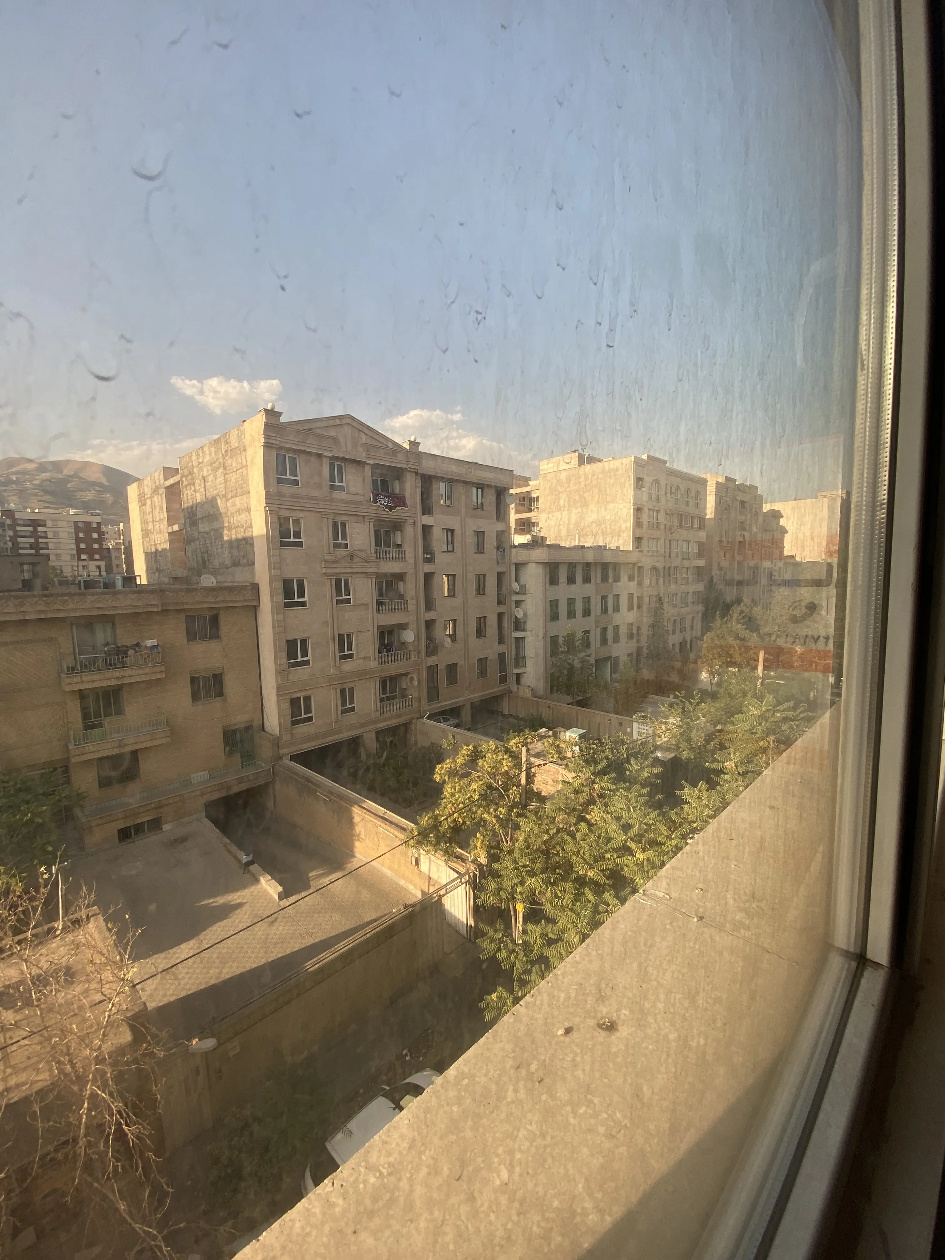 فروش ۱۲۰ متر سالن پرده خور جنت آباد مرکزی