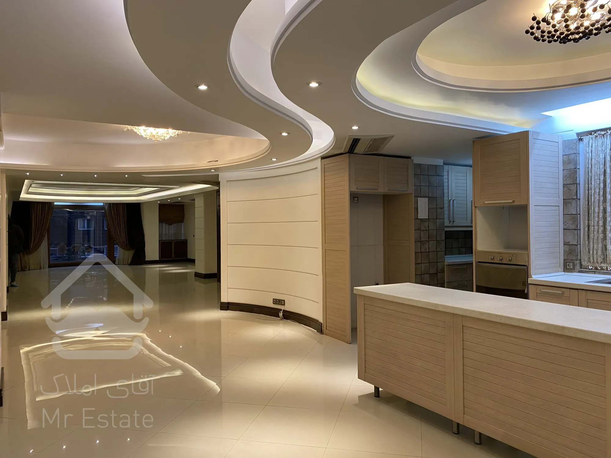 نیاوران آپارتمان لوکس 3خوابه