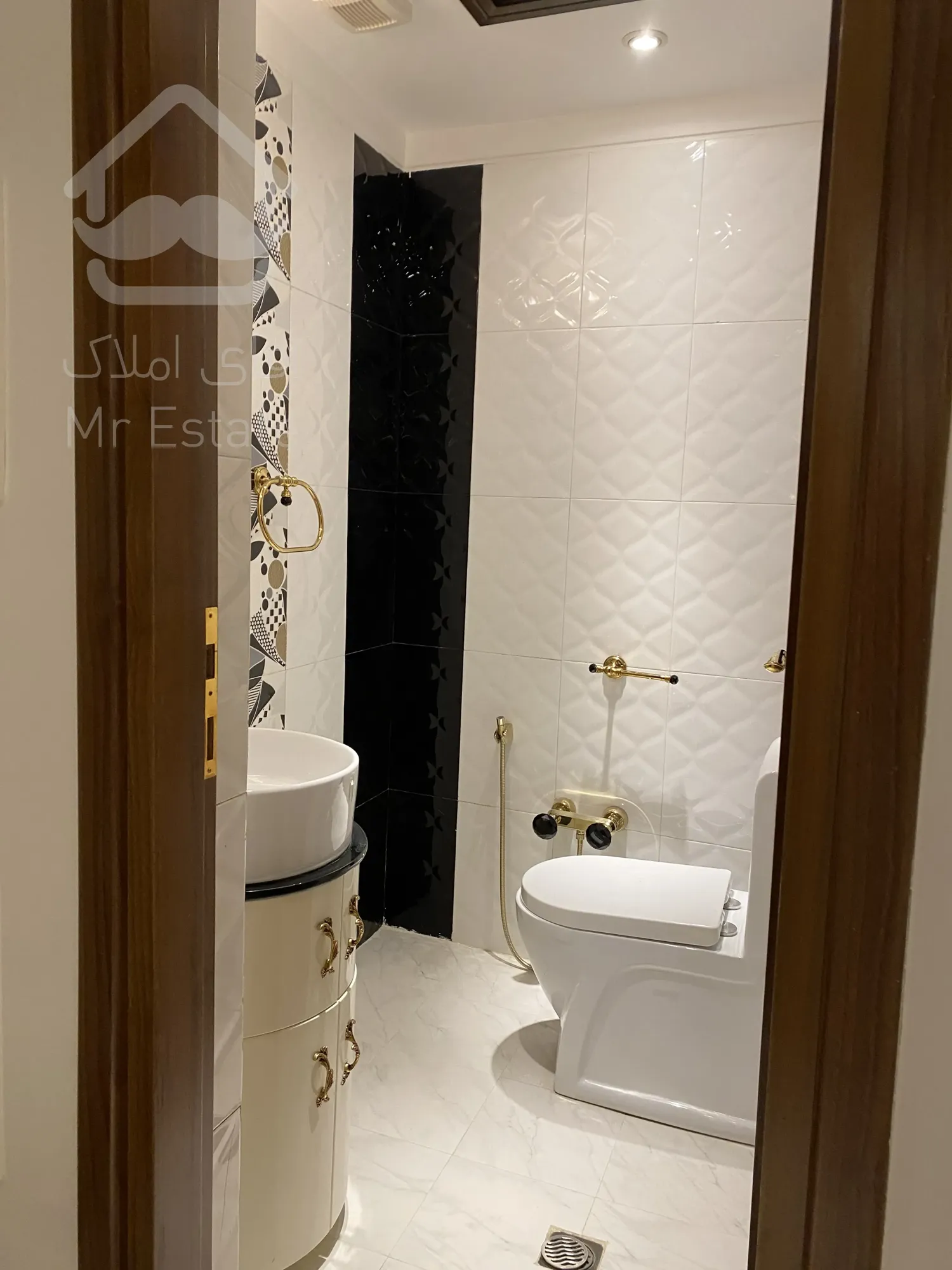 نیاوران آپارتمان لوکس 3خوابه