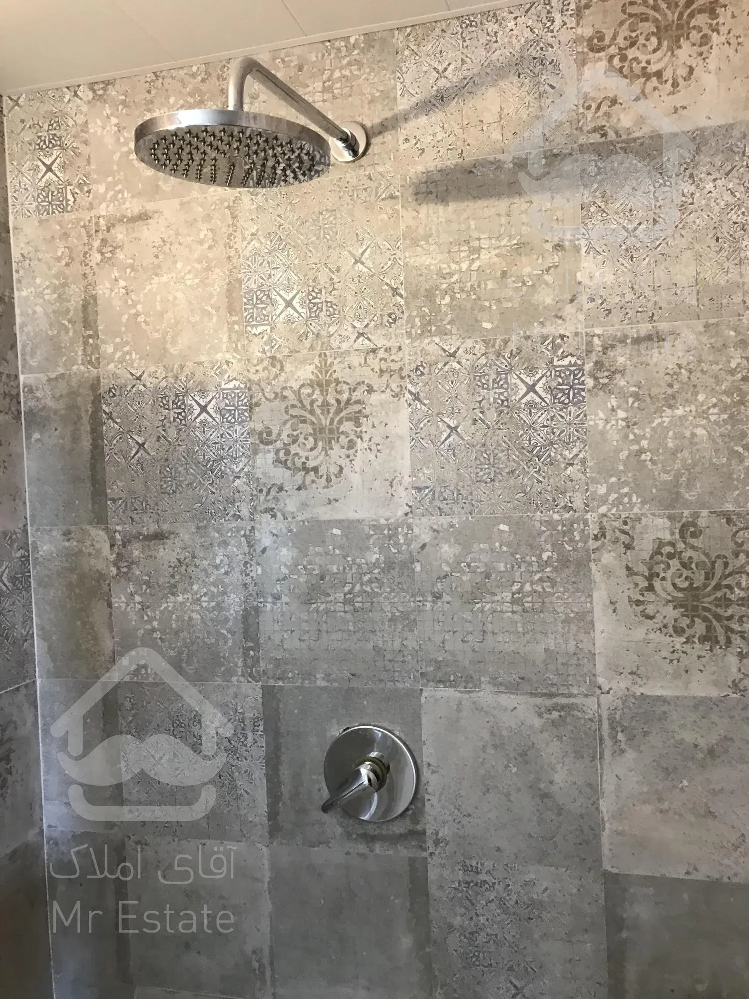 هتل اپارتمان در ساحل انزلی