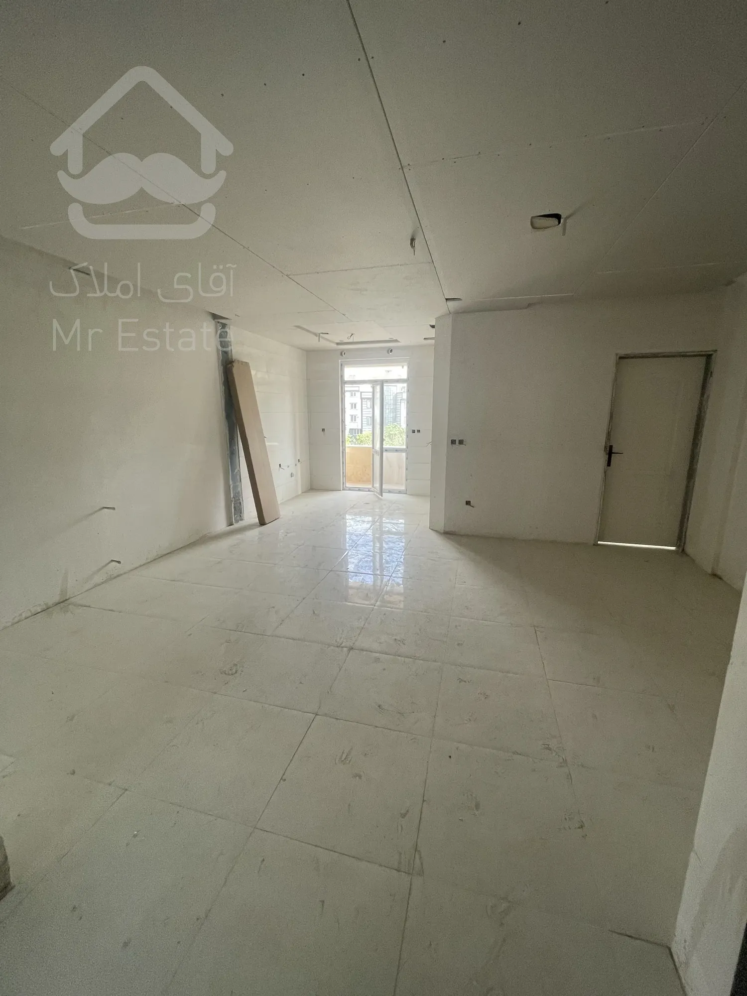 واحد ۶۵ متری نوساز در افسریه