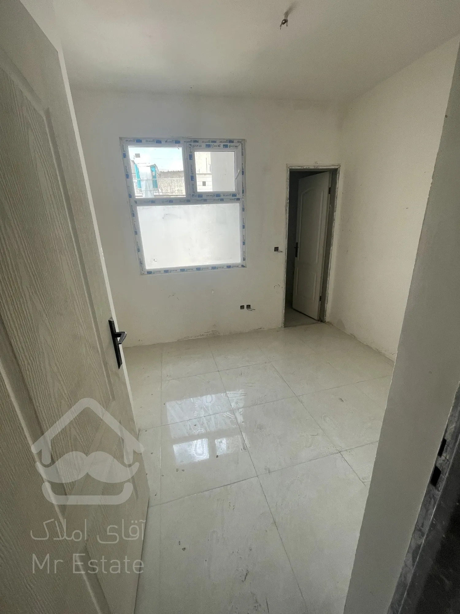 واحد ۶۵ متری نوساز در افسریه