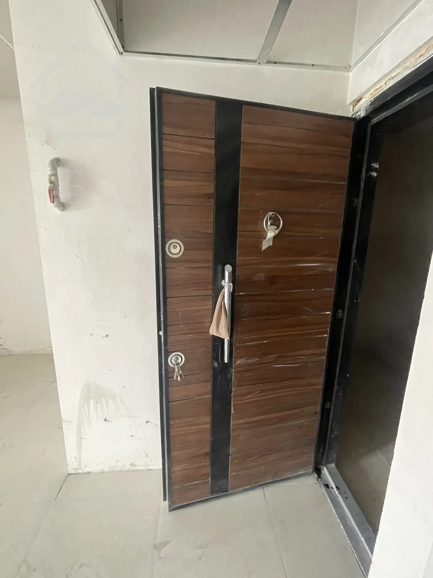 واحد ۶۵ متری نوساز در افسریه