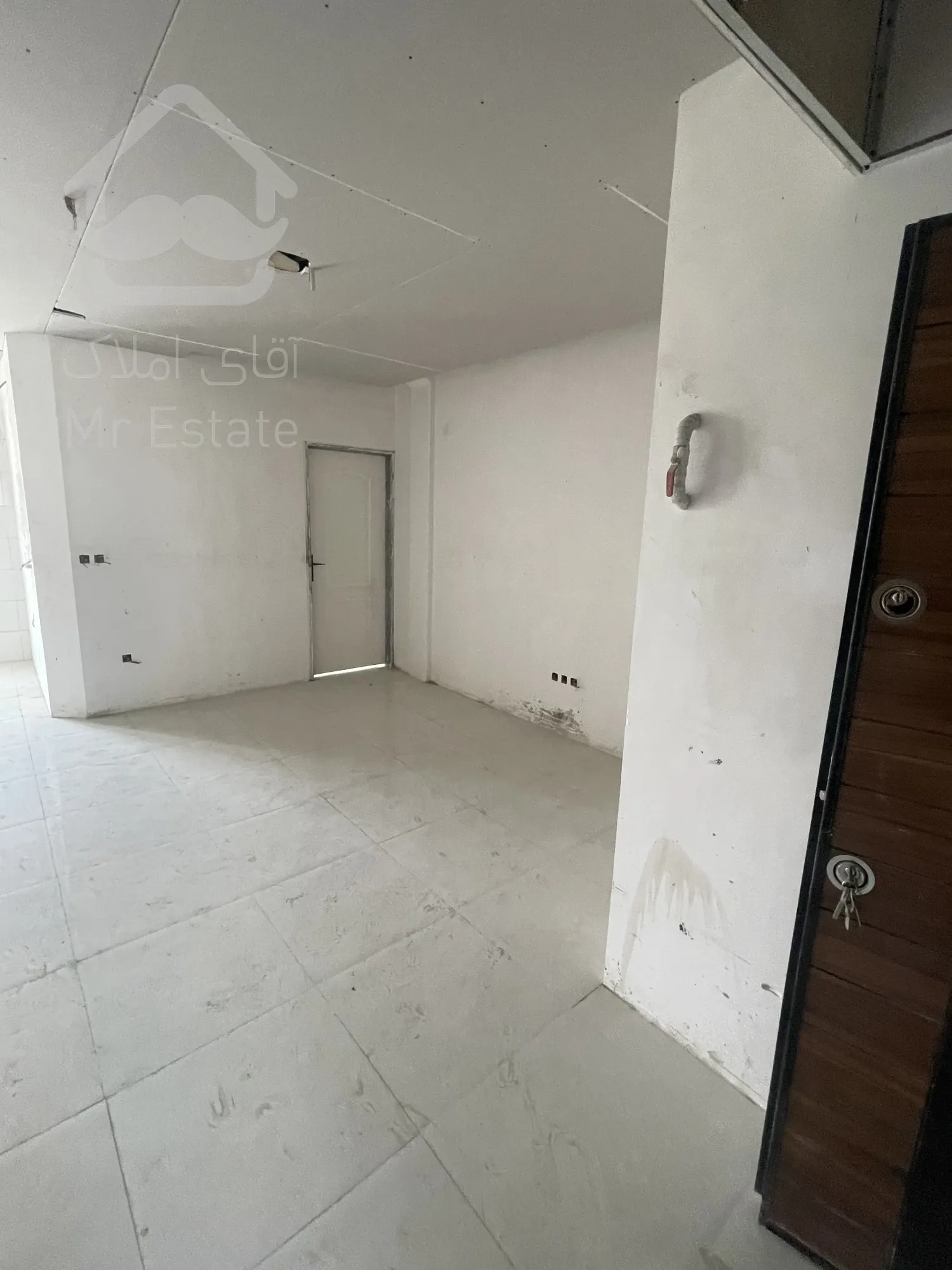 واحد ۶۵ متری نوساز در افسریه