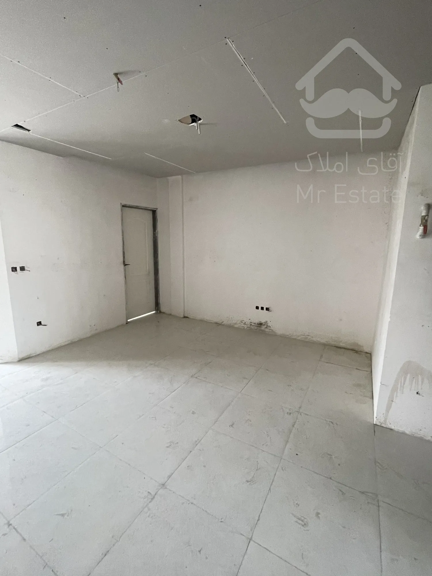 واحد ۶۵ متری نوساز در افسریه