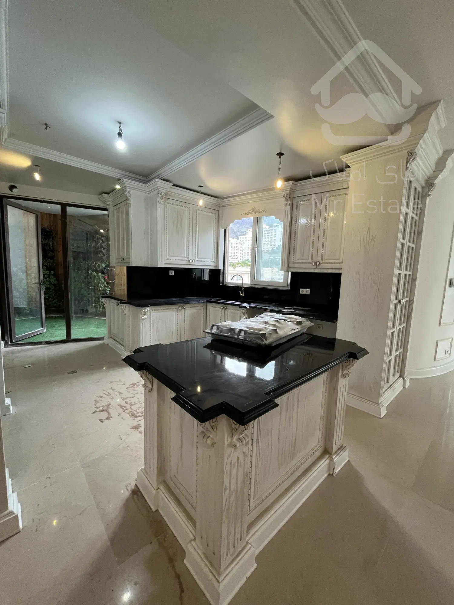 ۱۸۵ متر فول فرمانیه ویو مشجر