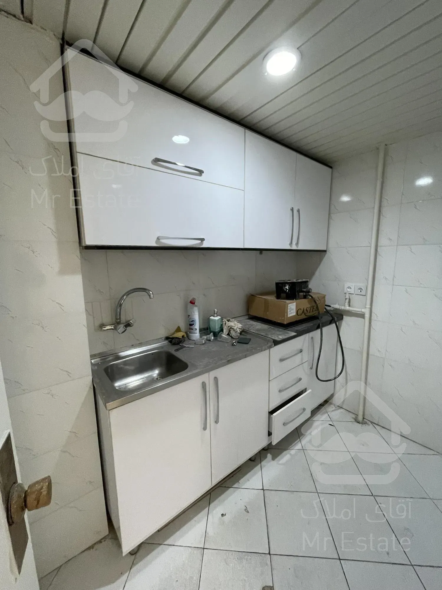 ۹۰ متر موقعیت اداری میرداماد بر اصلی