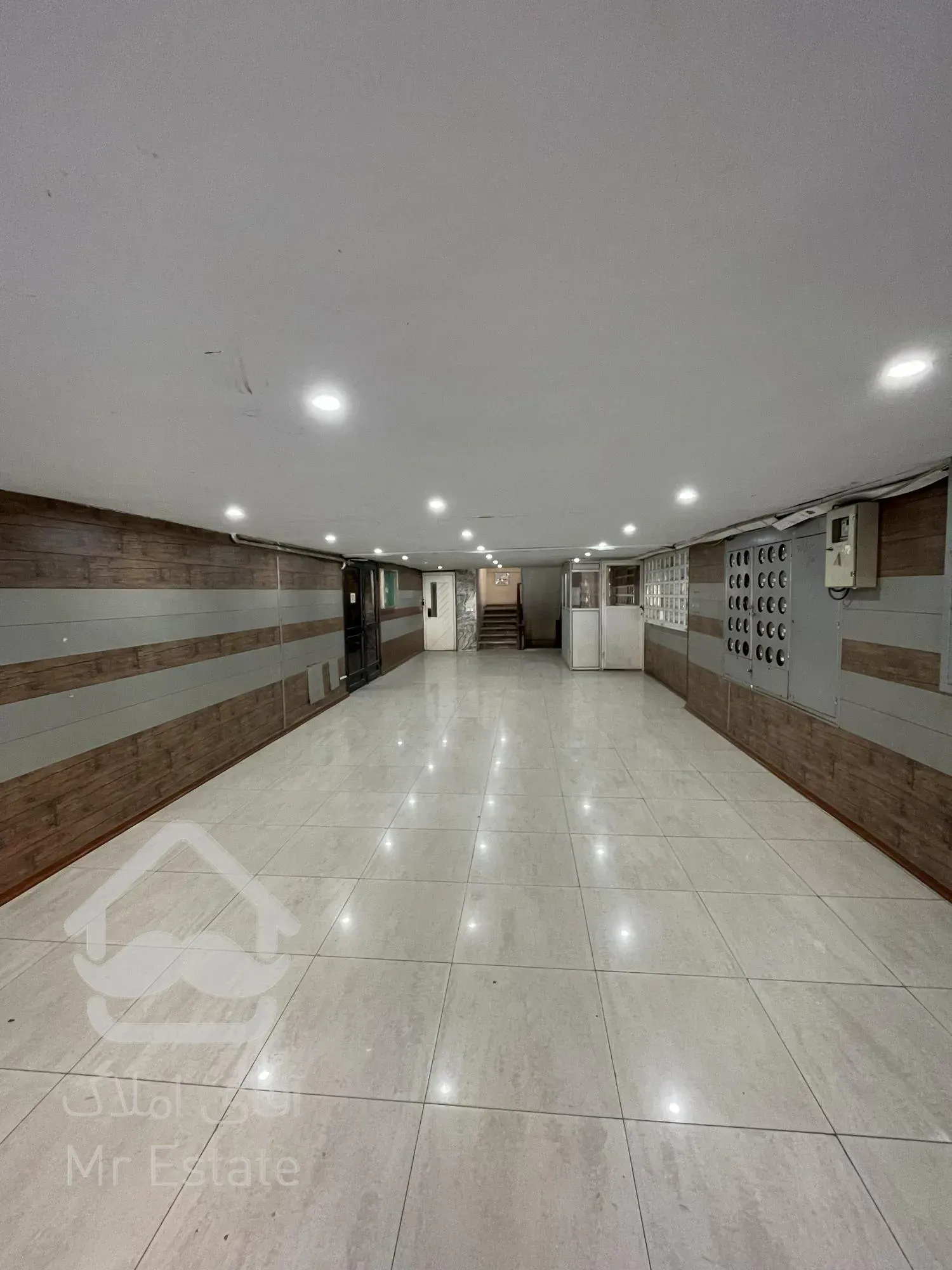 ۹۰ متر موقعیت اداری میرداماد بر اصلی