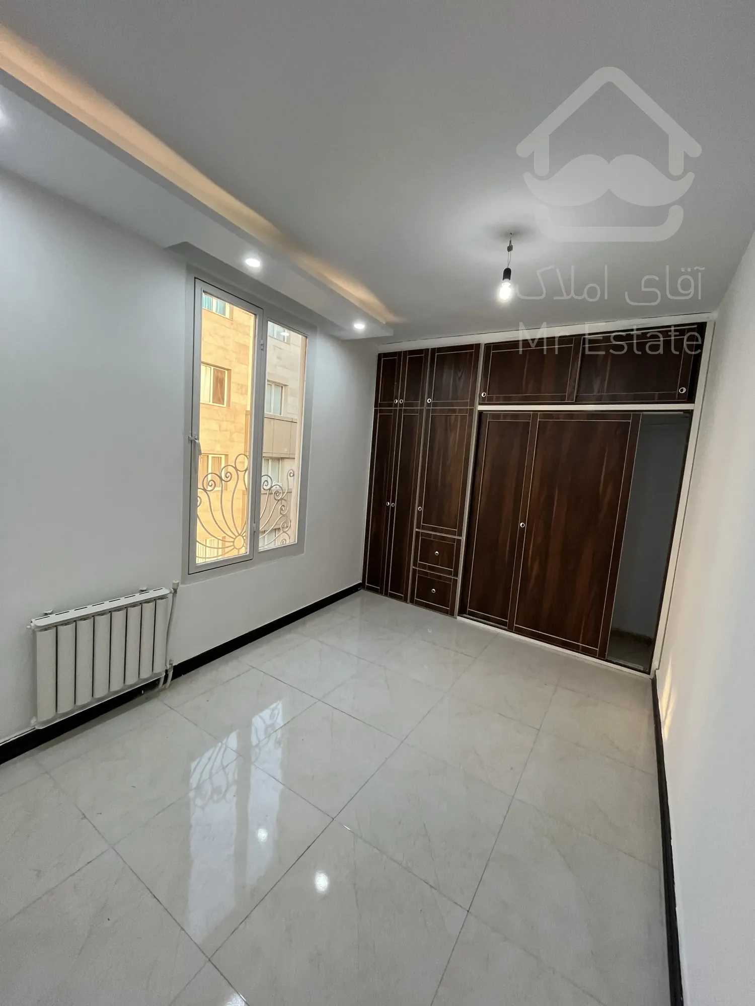 ۹۰متر۲خواب فول روبه افتاب