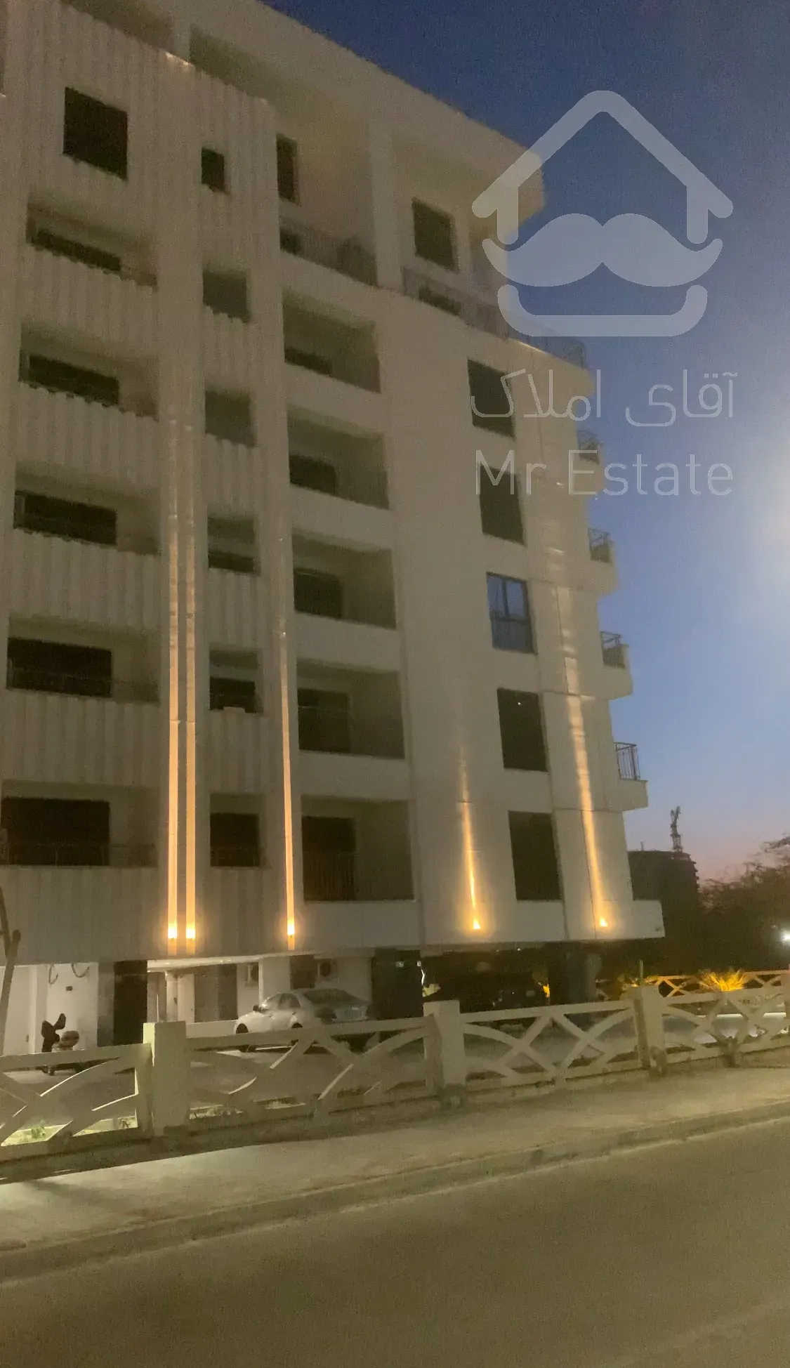 فروش یکخواب ساحلی ۹۰متری در مجتمع ارگ مرجان