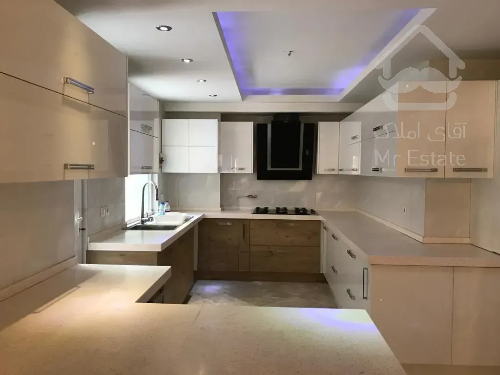 اجاره آپارتمان۱۳۵متری۳خوابه سعادت آباد صرافها