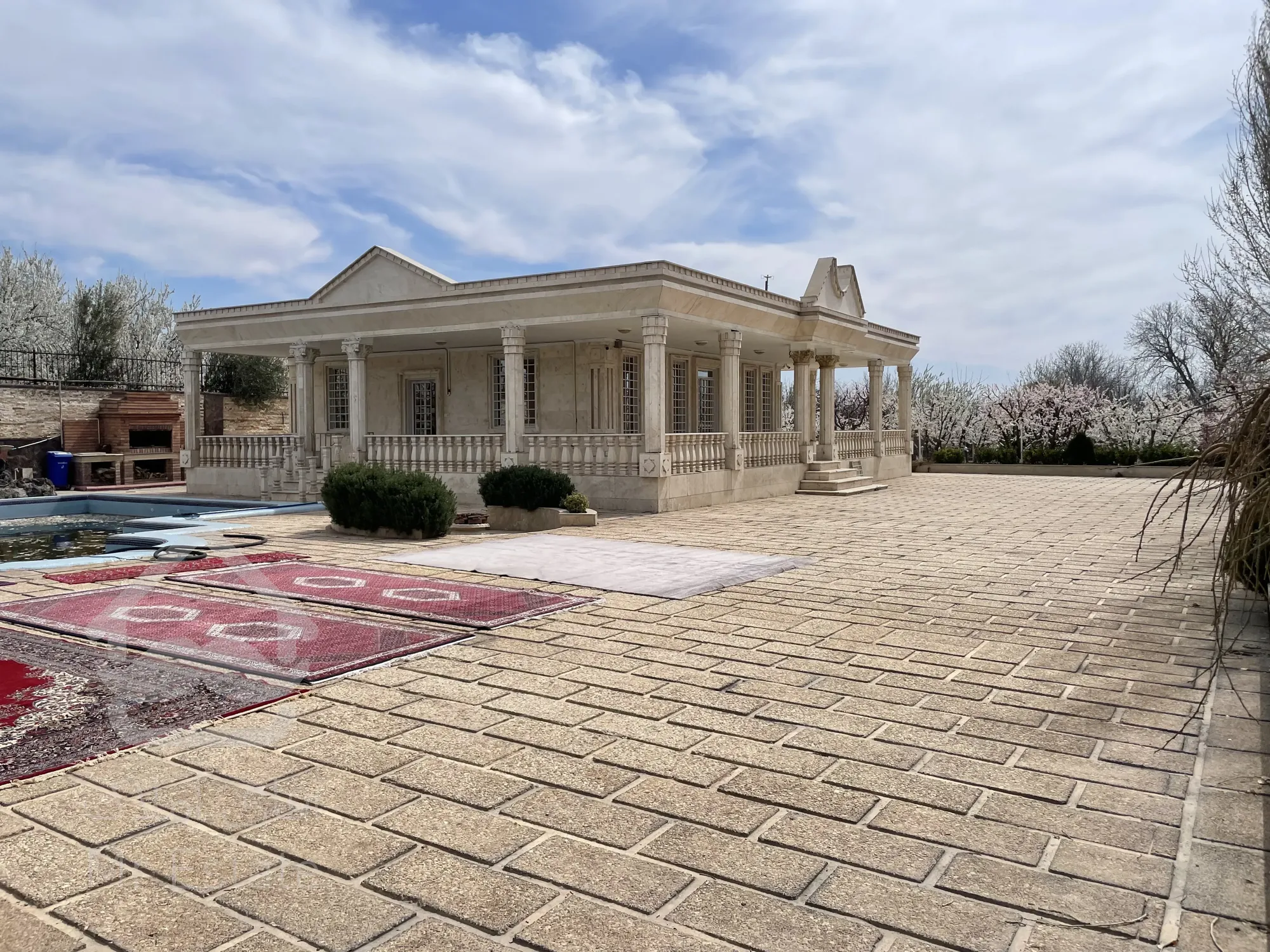 عمارت کردزار شهریار