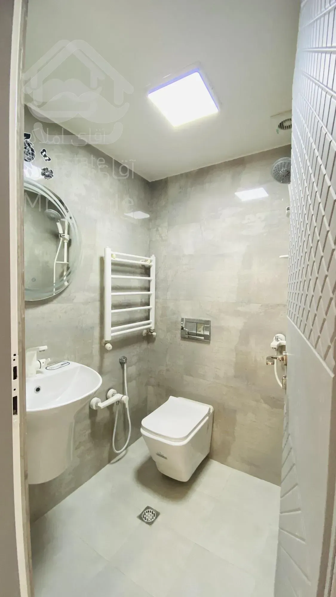 ۹۵ متر نوساز/ مدرن و لوکس / سرمایه گذاری