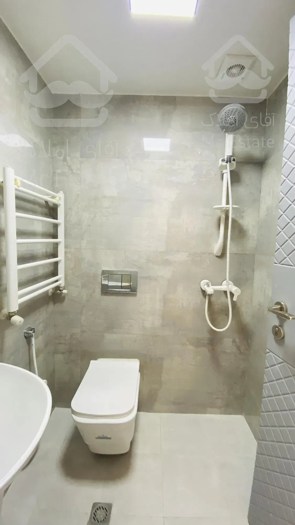 ۹۵ متر نوساز/ مدرن و لوکس / سرمایه گذاری