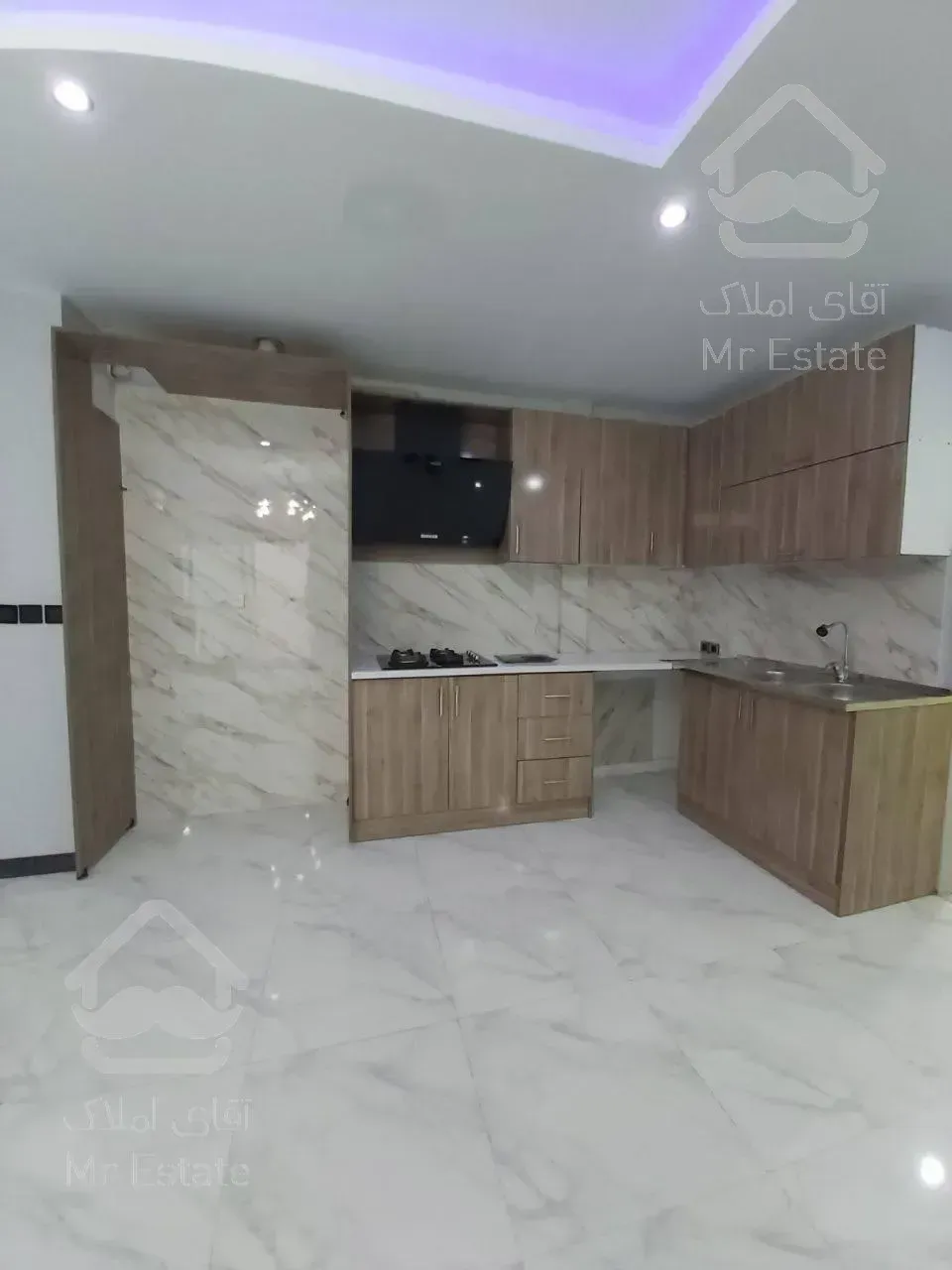 ۵۳متر/پارکینگ سندی/سند تکبرگ