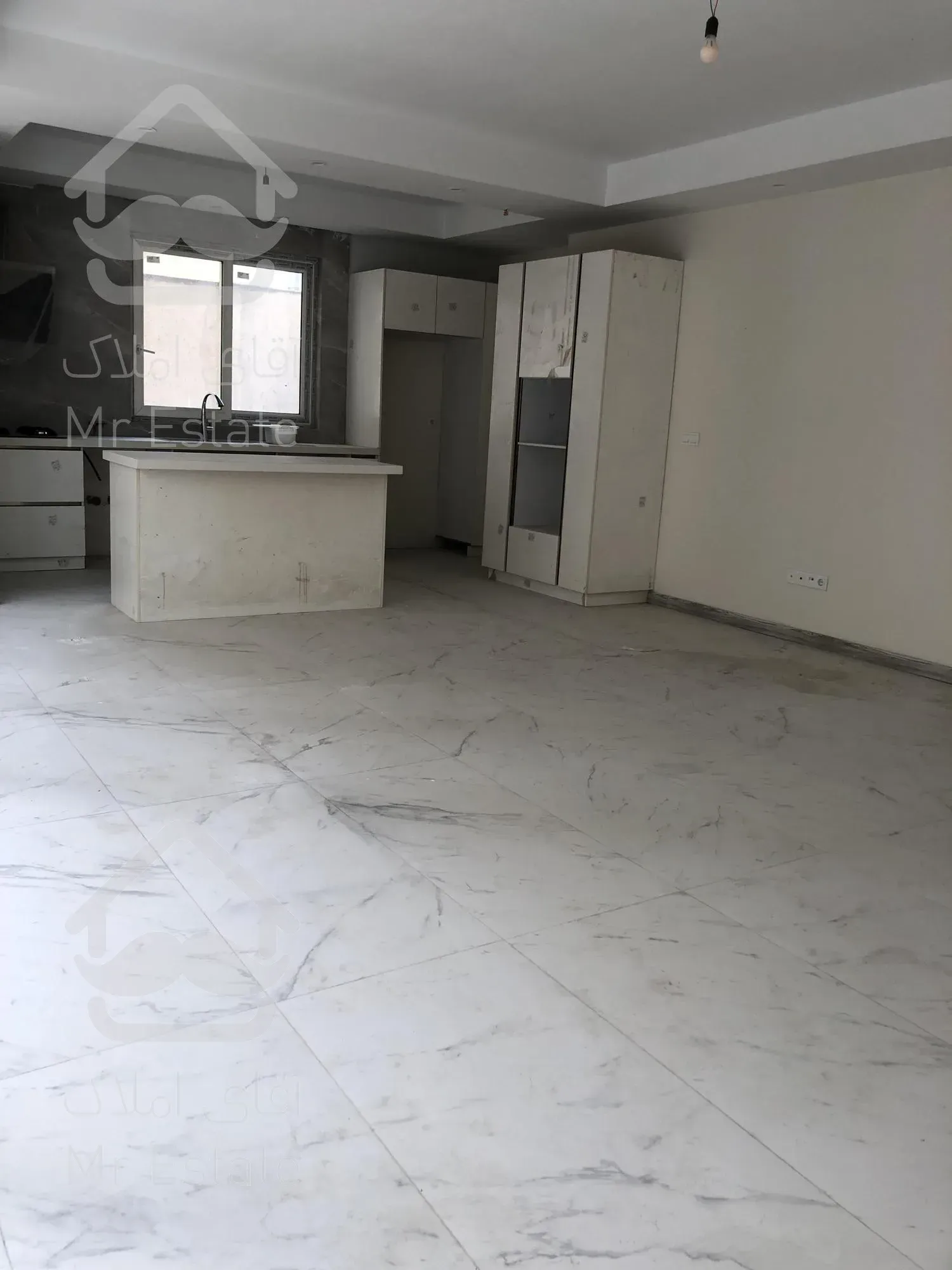 فرمانیه شرقی ۱۲۰ متر