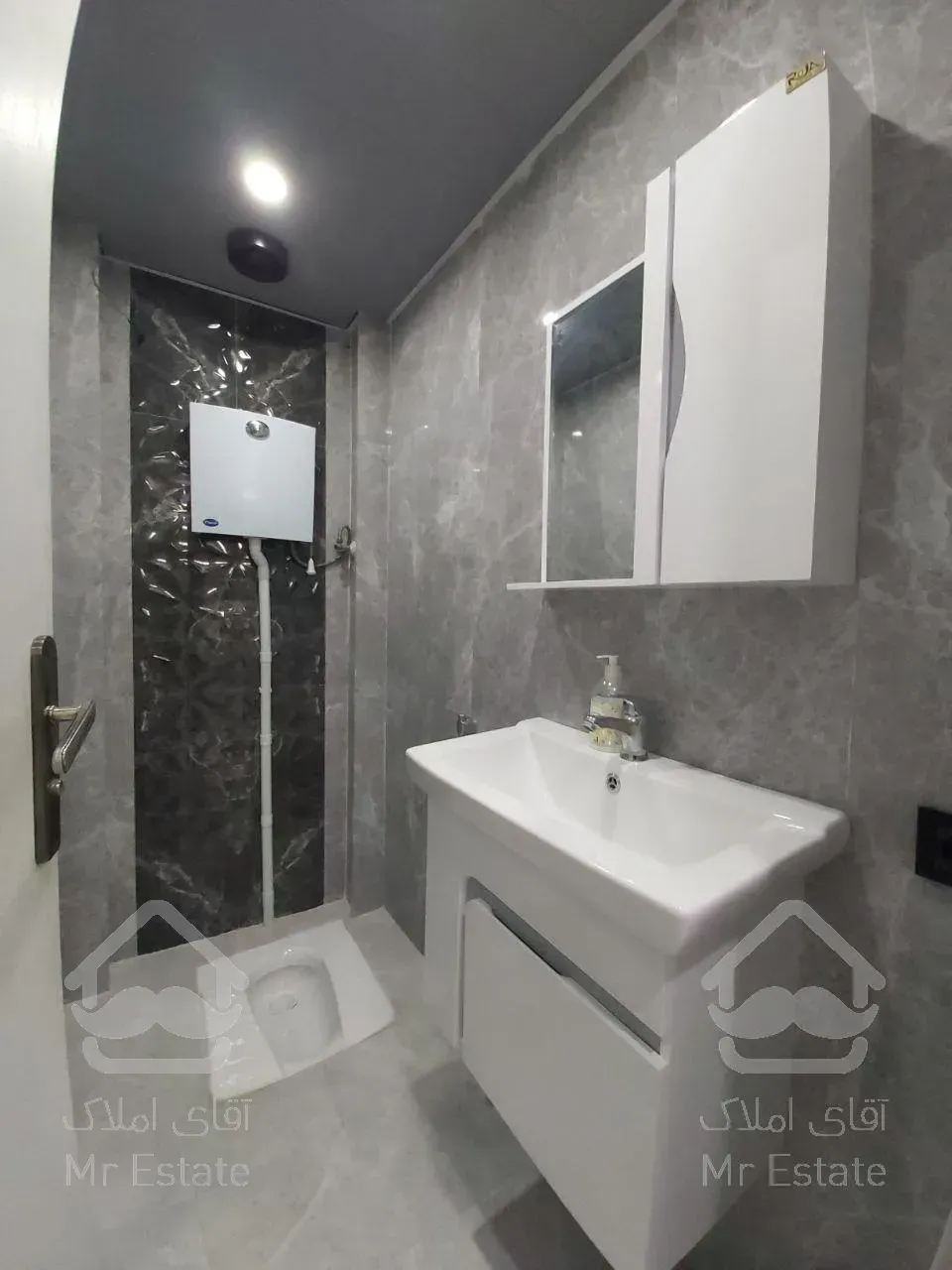 ۵۳متر/پارکینگ سندی/سند تکبرگ