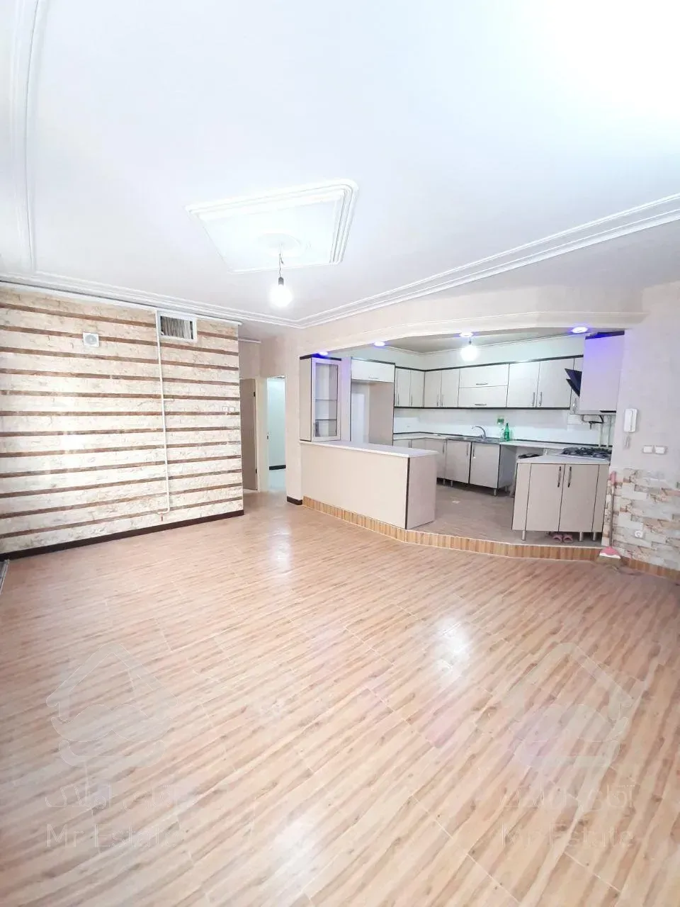 ۶۳متر/سند تکبرگ/سرمایه‌گذاری