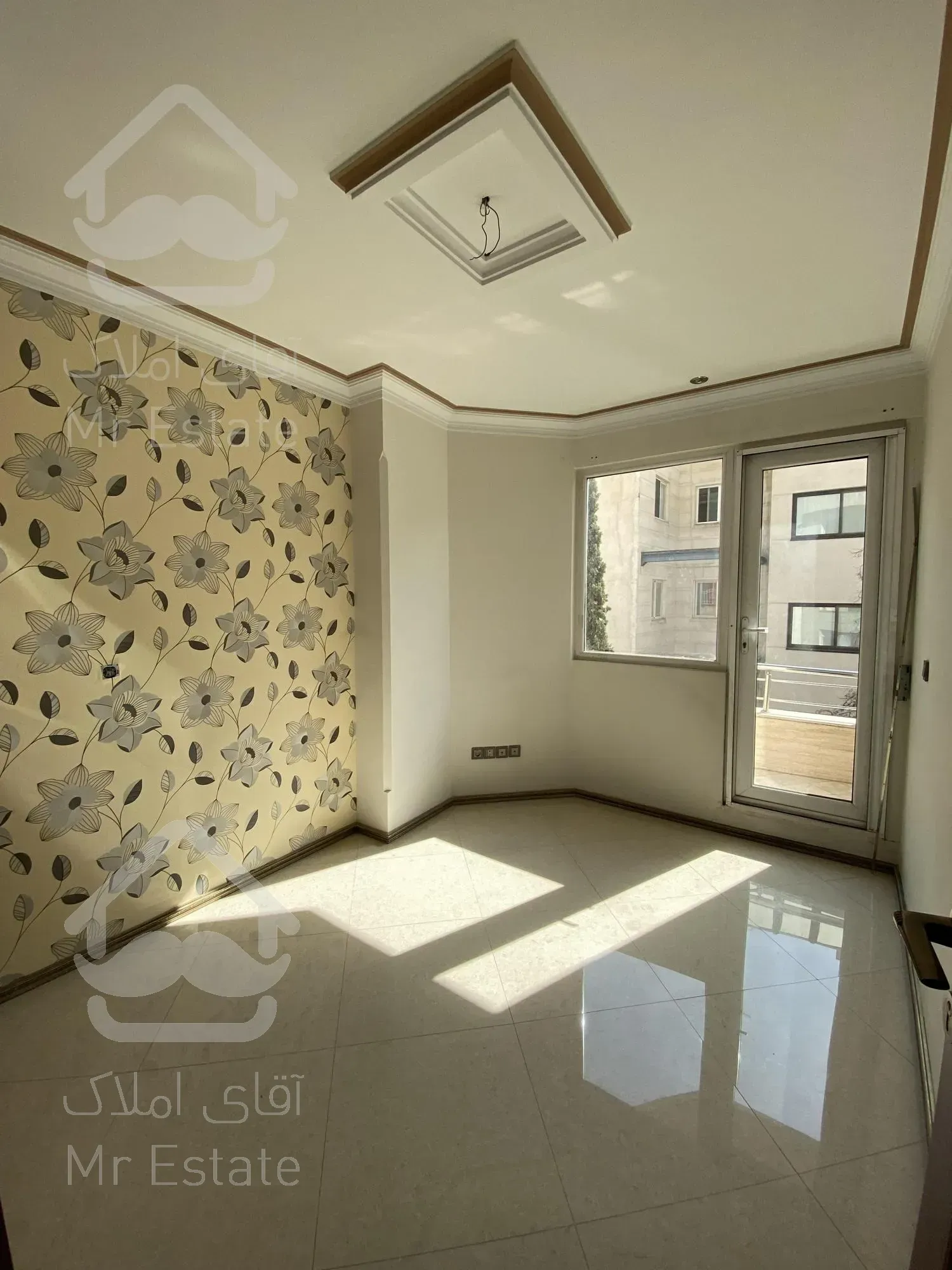 آپارتمان ۱۳۵ متری ۳خواب ۶ساله میرداماد