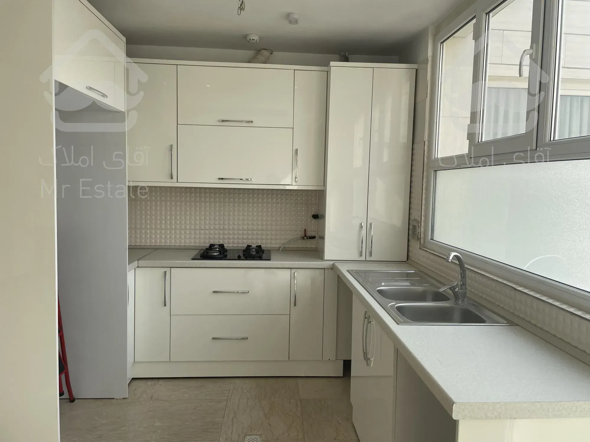 ۹۵متر/۲خواب/کلیدنخورده/فول/سازمان برنامه