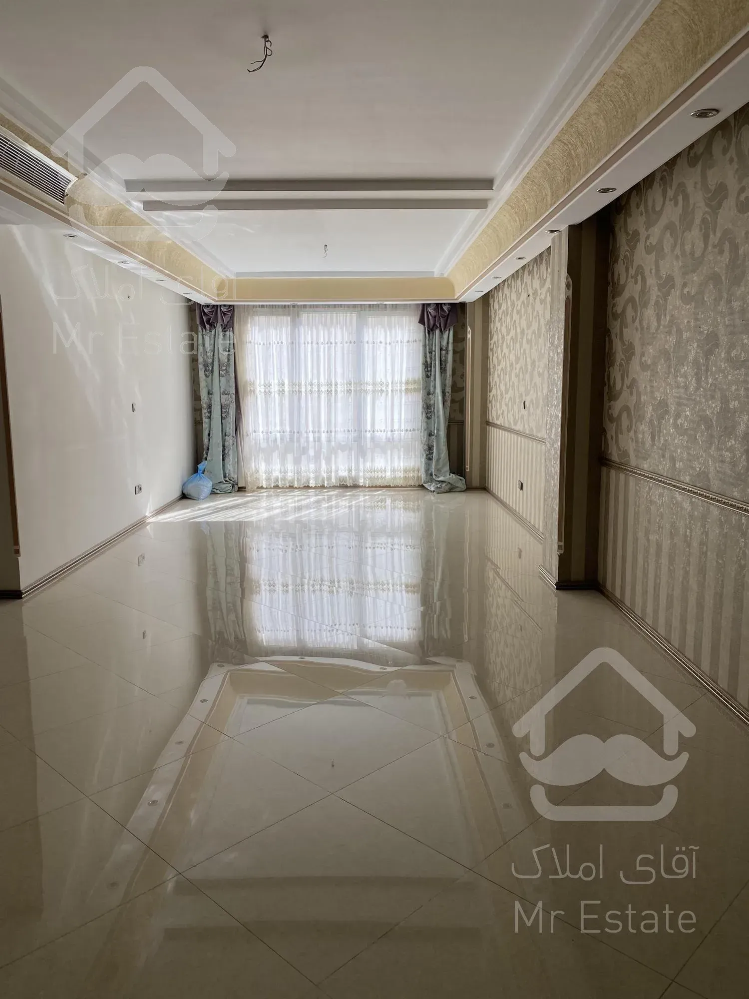 آپارتمان ۱۳۵ متری ۳خواب ۶ساله میرداماد