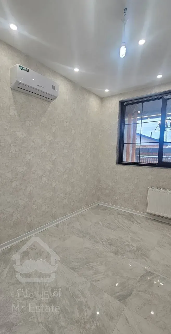 فروش ویلای ۲۴۰متری خیابان معلم