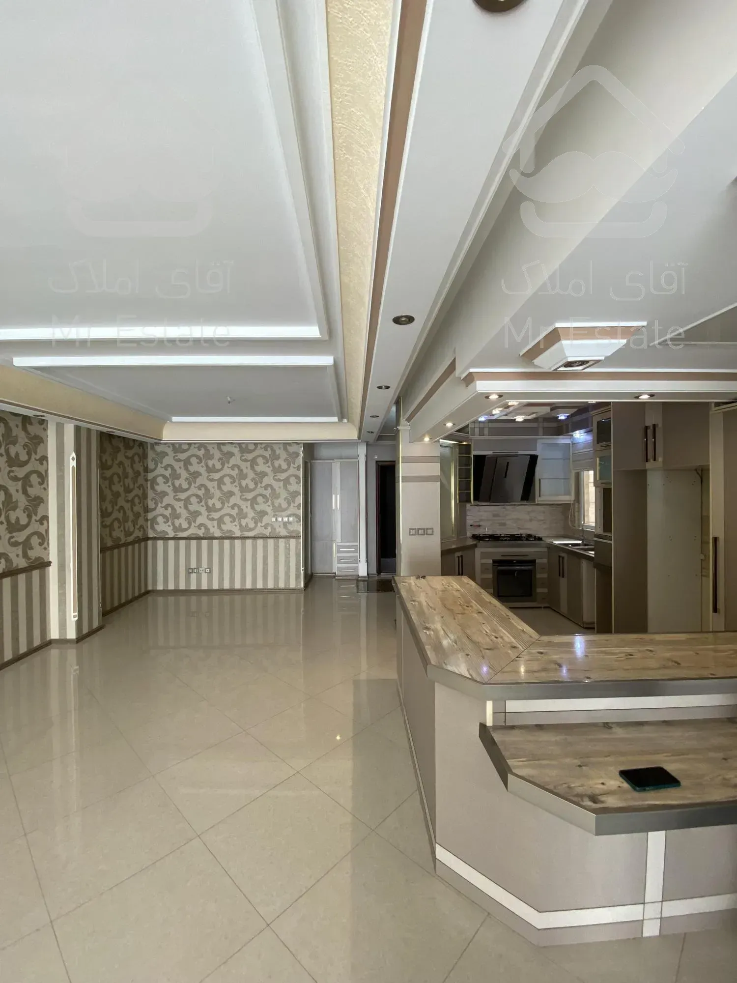 آپارتمان ۱۳۵ متری ۳خواب ۶ساله میرداماد