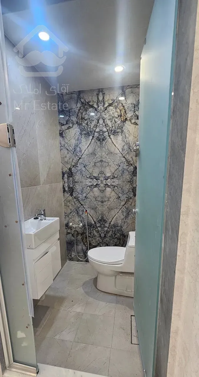 فروش ویلای ۲۴۰متری خیابان معلم