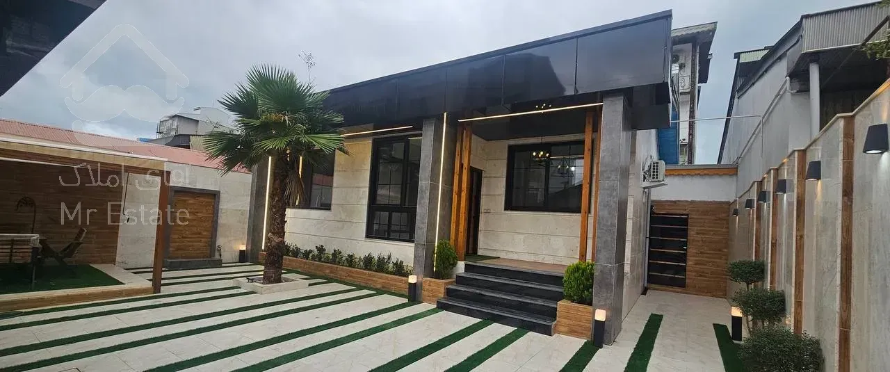 فروش ویلای ۲۴۰متری خیابان معلم