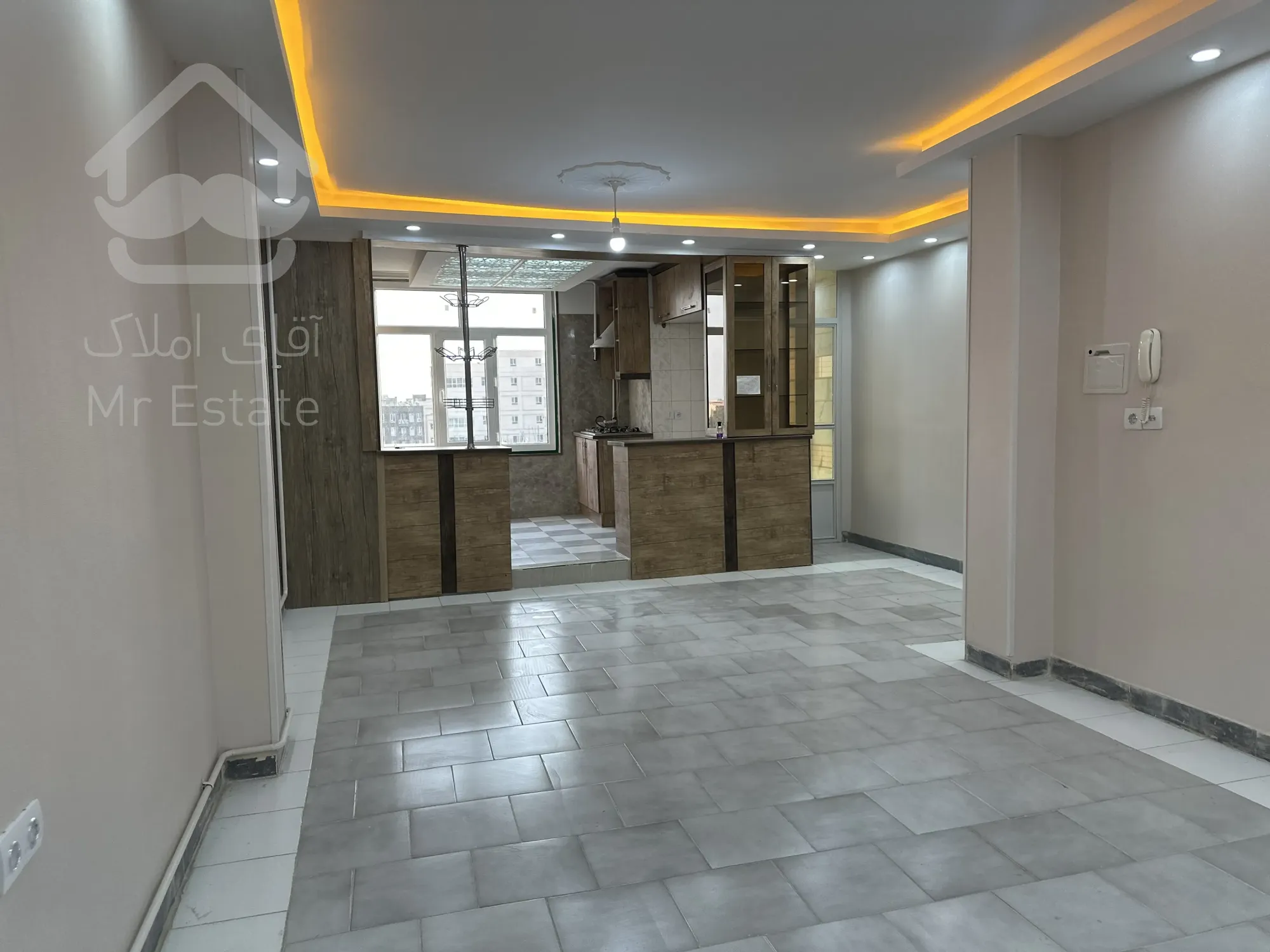 واحد ۷۵ متری بعثت و ولیعصر