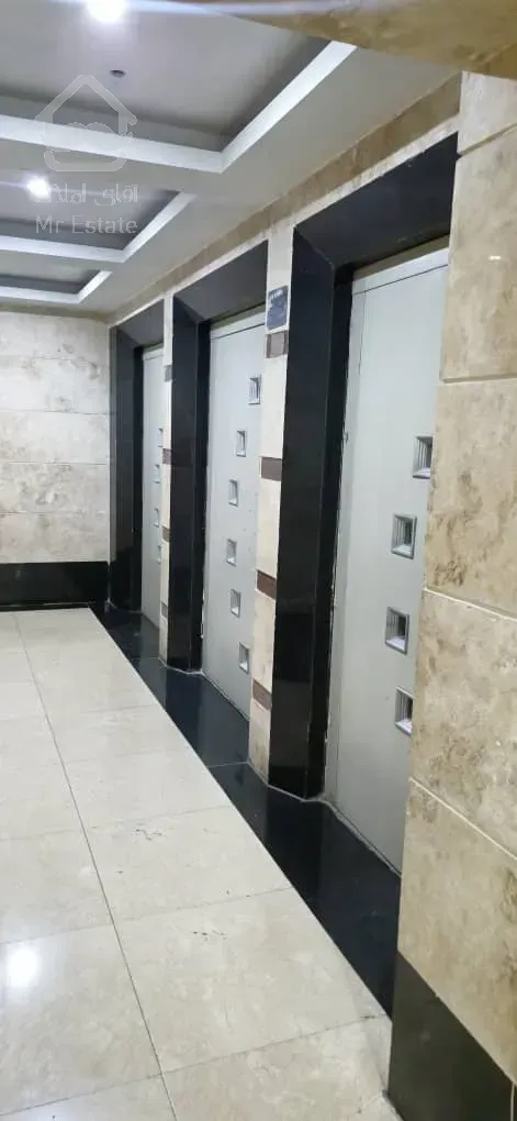 فروش فوری طبقه اخر برج در جوادیه خیابان اصلی