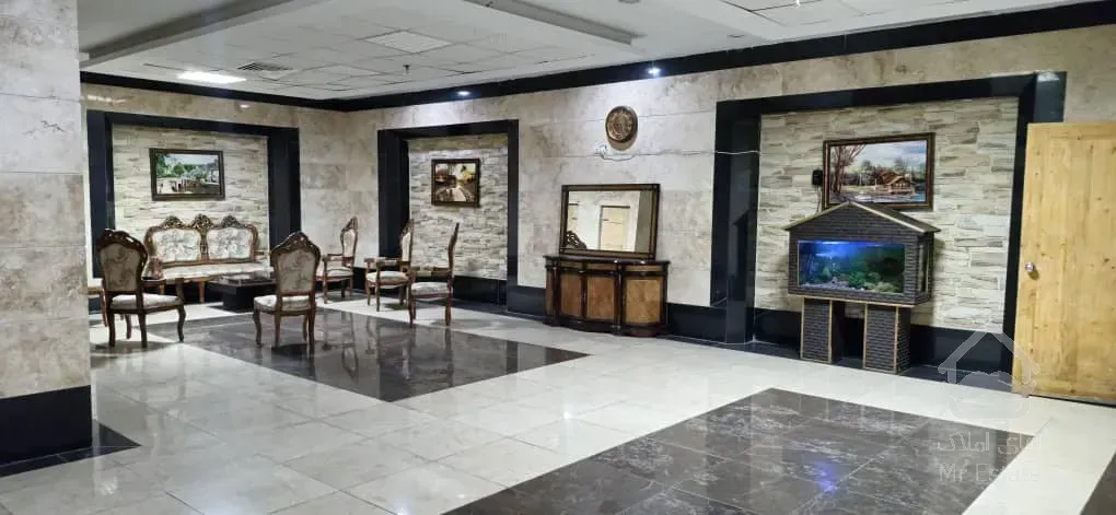 فروش فوری طبقه اخر برج در جوادیه خیابان اصلی