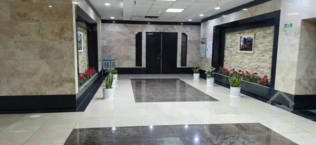 فروش فوری طبقه اخر برج در جوادیه خیابان اصلی