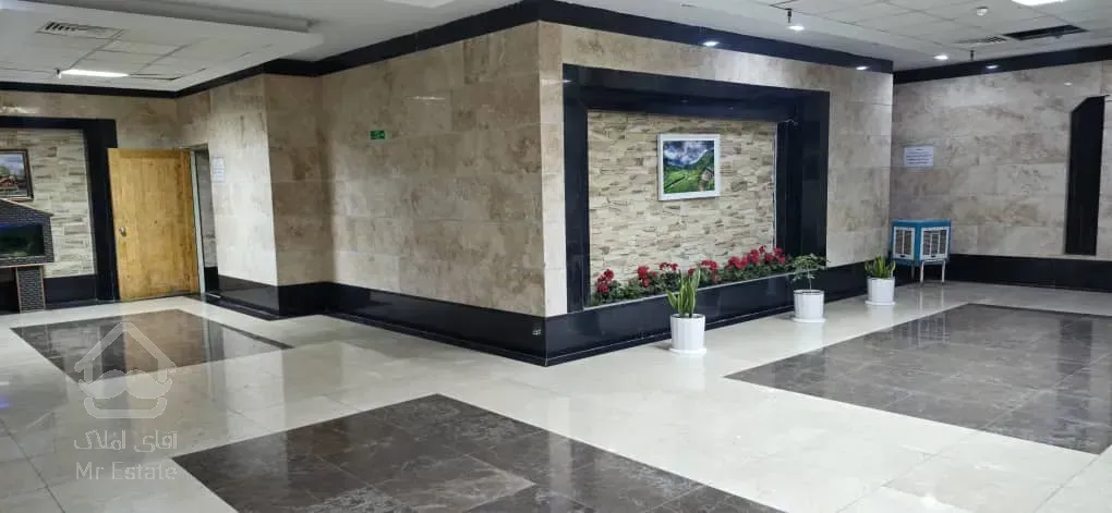 فروش فوری طبقه اخر برج در جوادیه خیابان اصلی