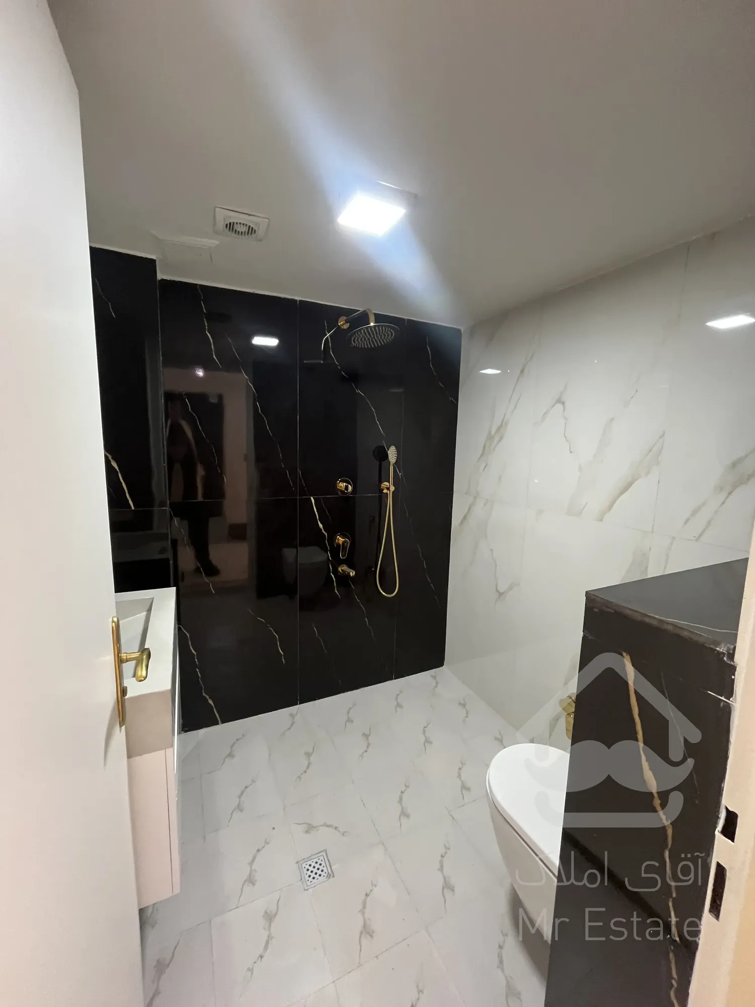 ۷۰تر۲خواب تاپ لوکیشن