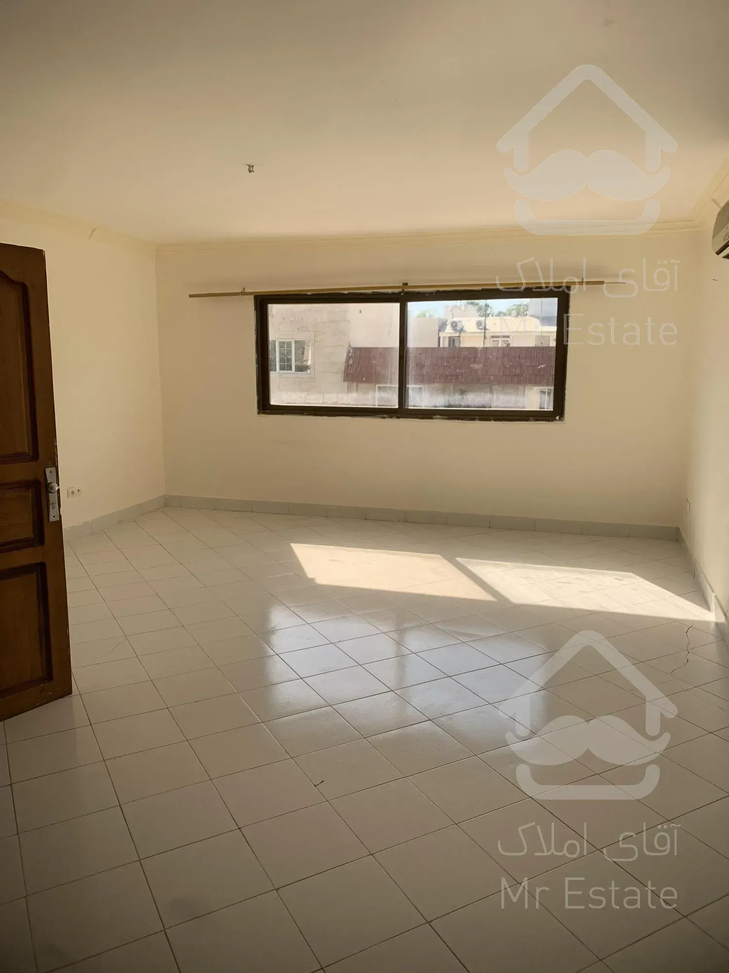 فروش و تهاتر آپارتمان ۷۵ متری دوخواب سحر فاز 3 صدف