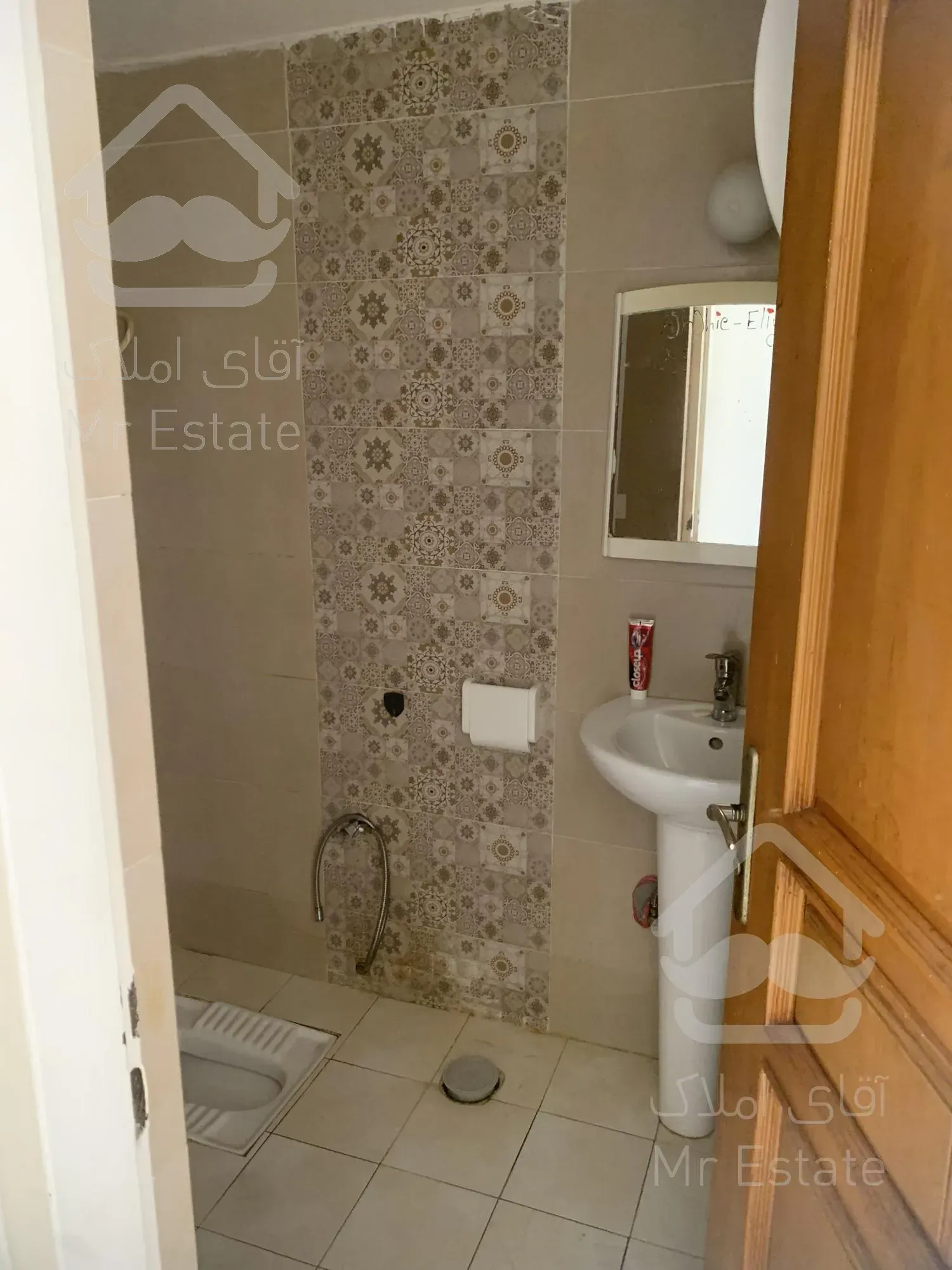 فروش و تهاتر آپارتمان ۷۵ متری دوخواب سحر فاز 3 صدف