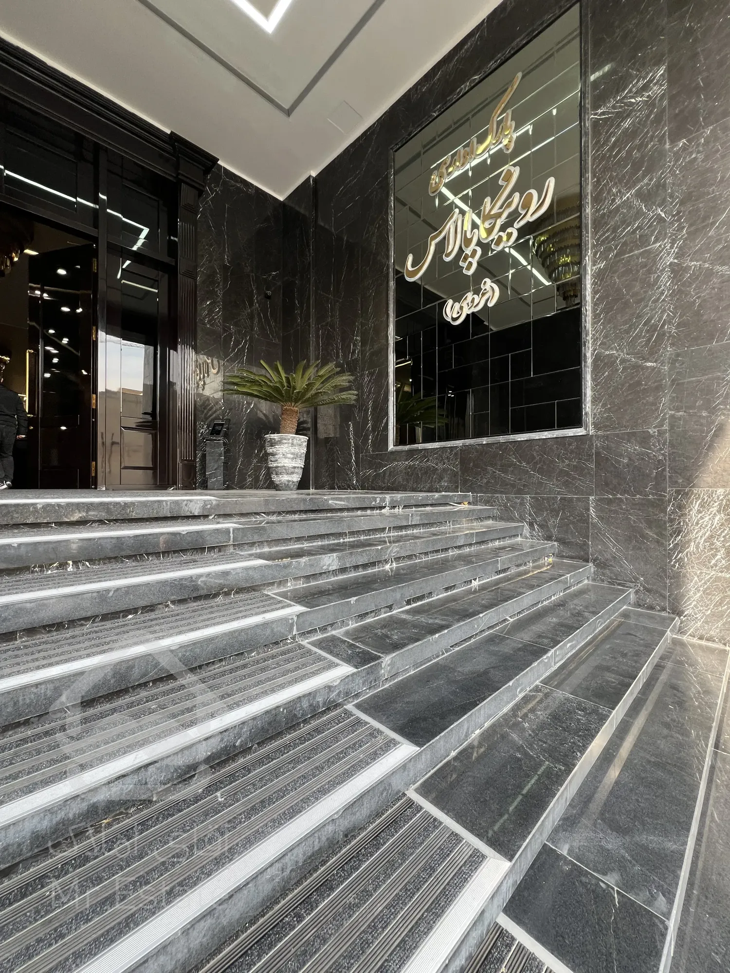 فروش ویژه در  تنها پارک اداری ایران